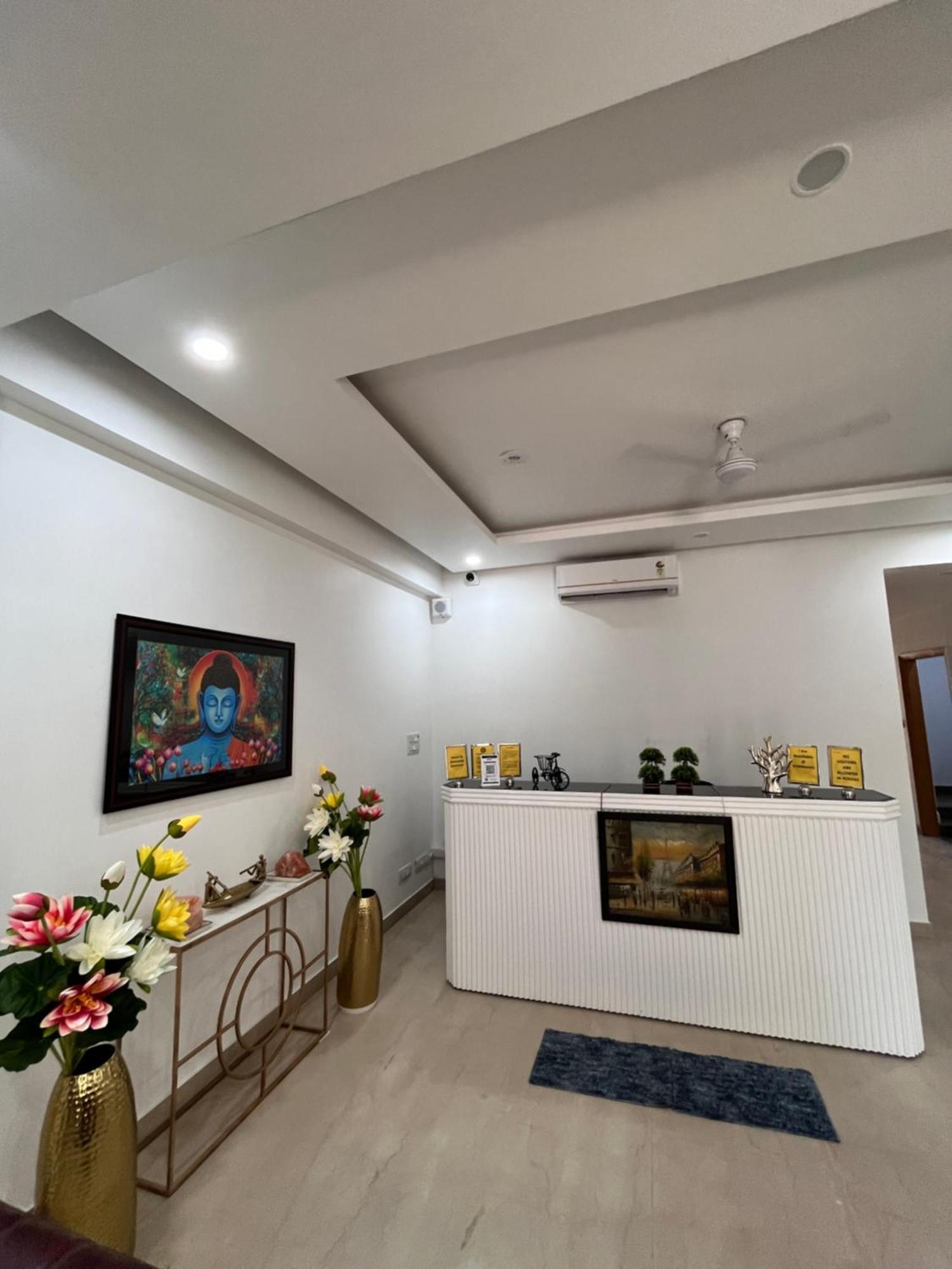 Aamantran Residency Hotel, Sohna Road, Sector 49, Gurugram Gurgaon Exterior foto