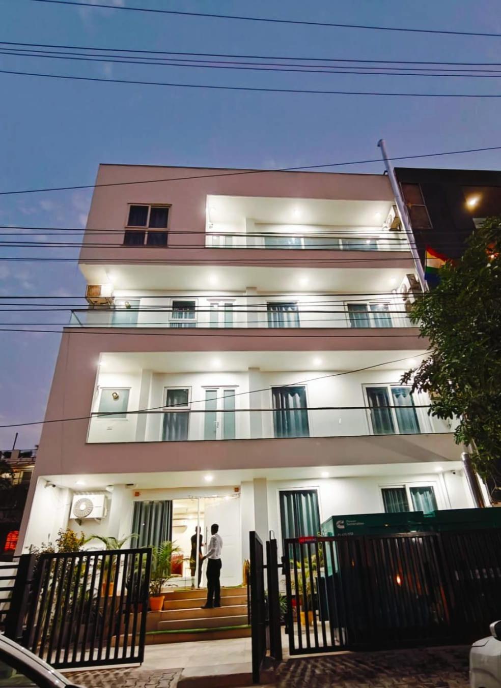 Aamantran Residency Hotel, Sohna Road, Sector 49, Gurugram Gurgaon Exterior foto