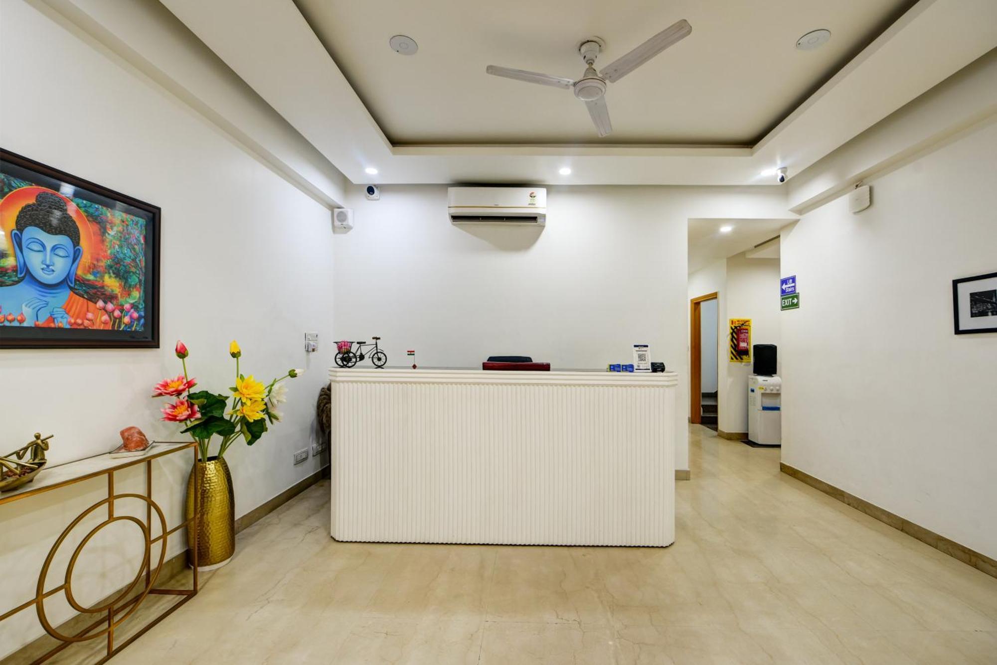 Aamantran Residency Hotel, Sohna Road, Sector 49, Gurugram Gurgaon Exterior foto